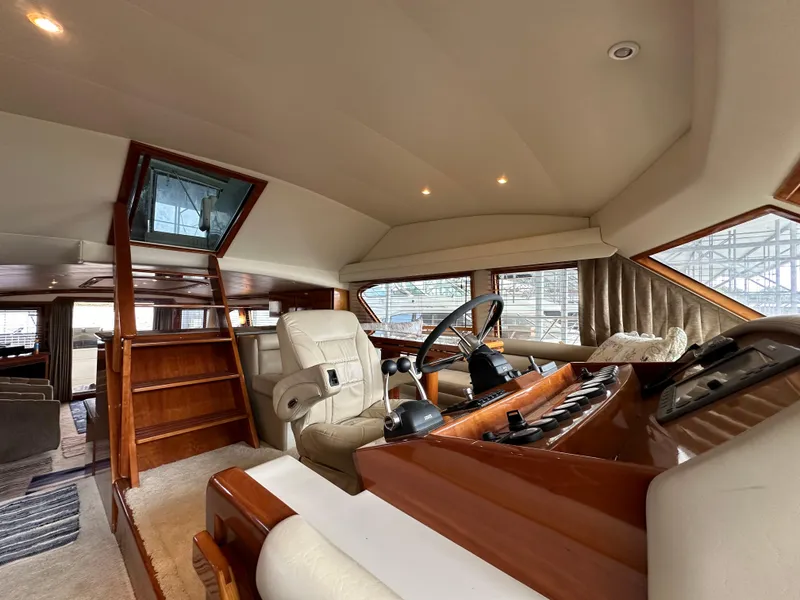 Slide: The Image of Navigator 5800 2009 - 36