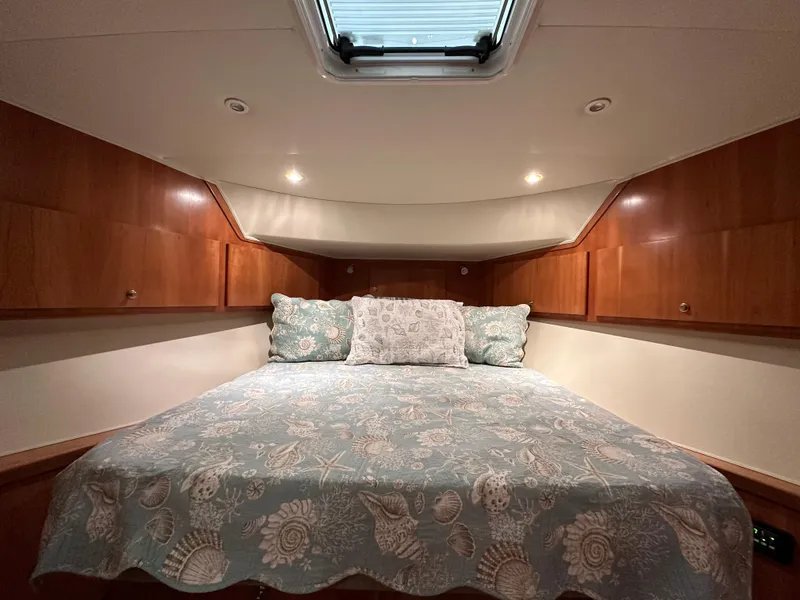 Slide: The Image of Navigator 5800 2009 - 48