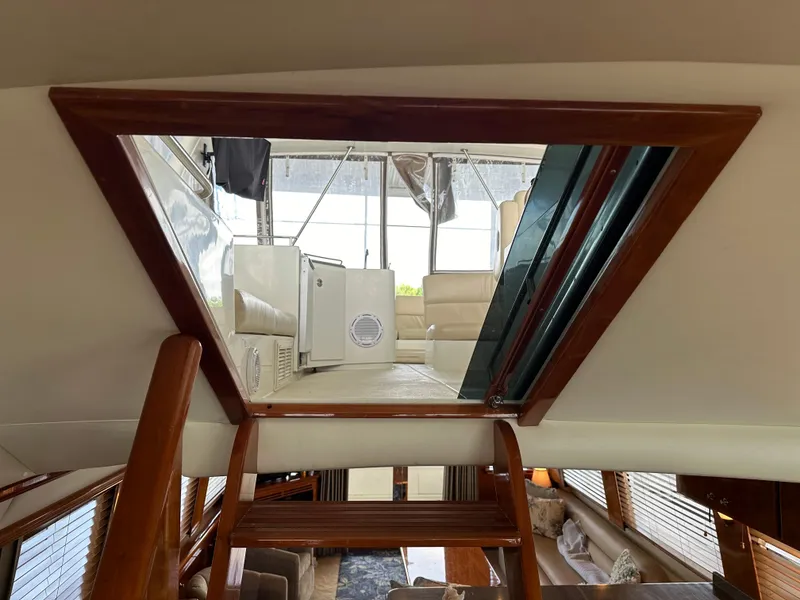 Slide: The Image of Navigator 5800 2009 - 52