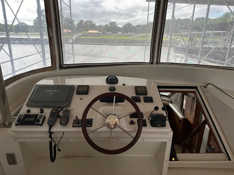 Slide: The Image of Navigator 5800 2009 - 56