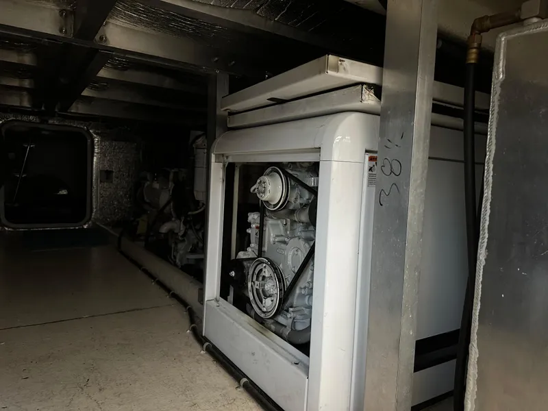 Slide: The Image of Navigator 5800 2009 - 74