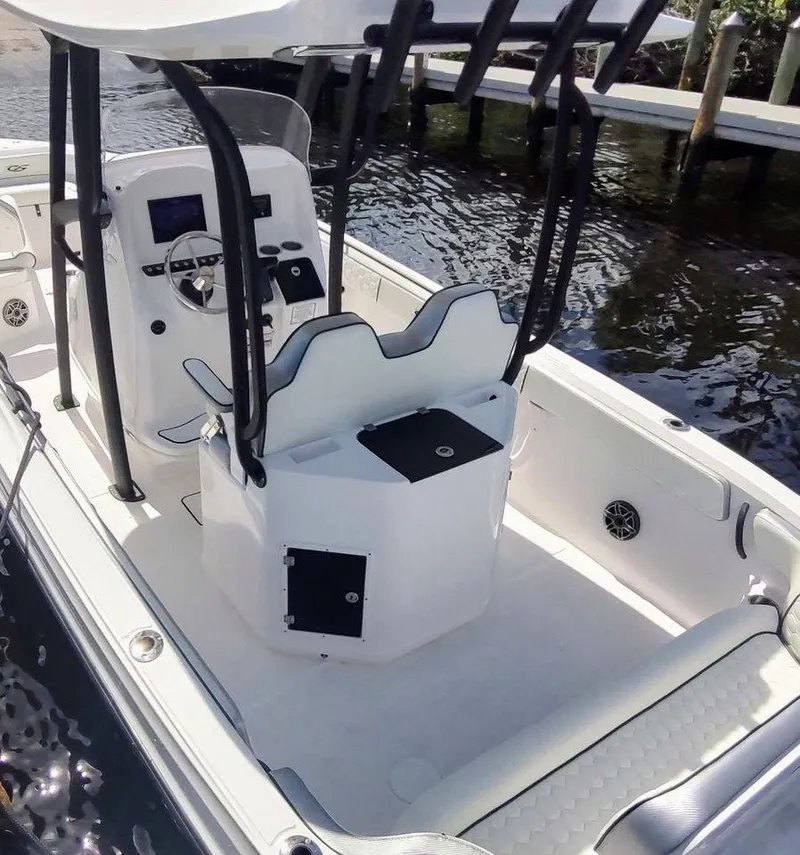 Slide: The Image of 2024 Glasstream 280 Pro-XS boat interior with sleek design and modern controls. - 6