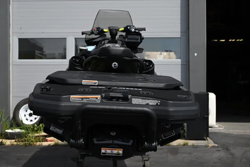 Slide: The Image of Sea-Doo Explorer Pro 230 2024 - 6