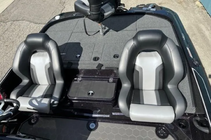 Slide: The Image of 2025 Nitro Z19 Pro boat interior with two gray and black seats. - 14