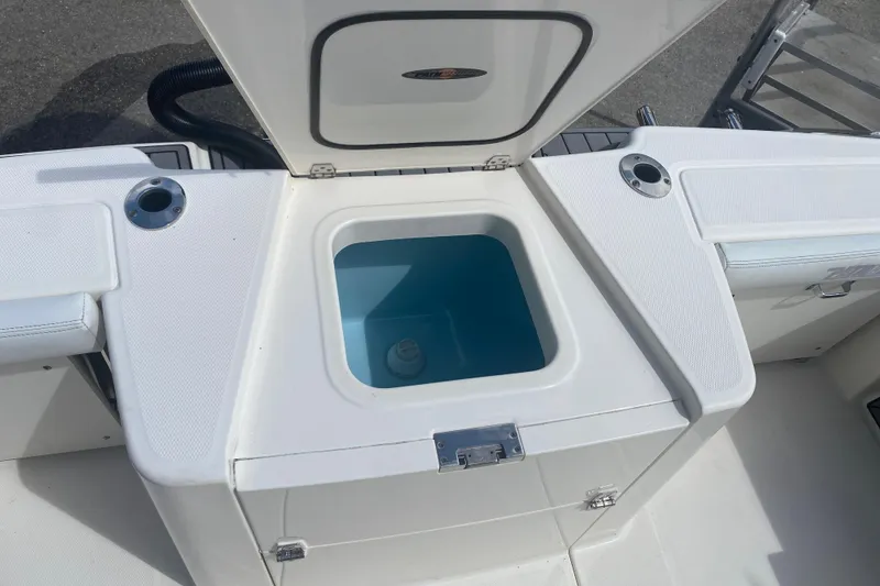 Slide: The Image of Pathfinder 2400 Open 2024 - 32