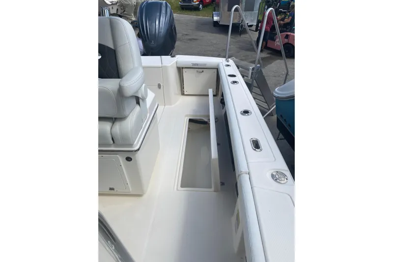 Slide: The Image of Pathfinder 2400 Open 2024 - 30