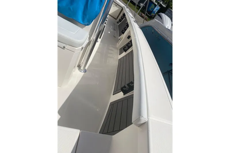 Slide: The Image of Pathfinder 2400 Open 2024 - 10