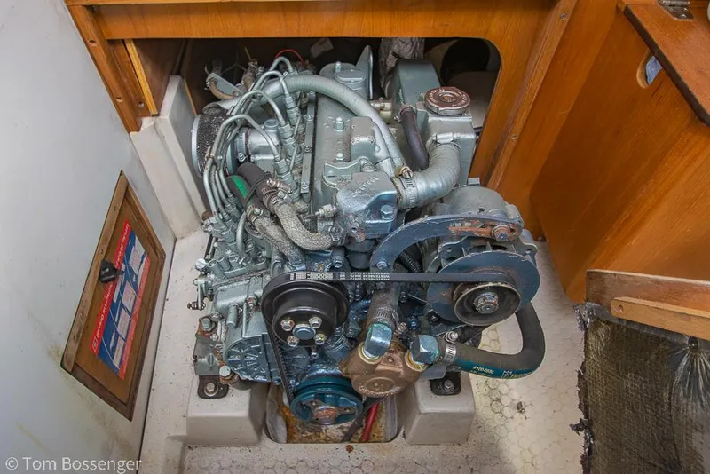 Slide: The Image of Catalina 36 MkII 2002 - 54