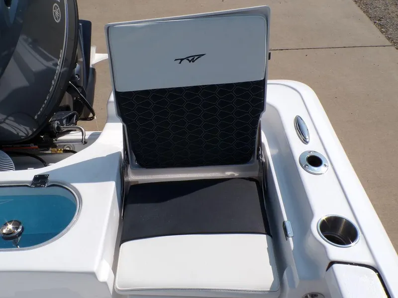 Slide: The Image of Tidewater 1910 Bay Max 2025 boat seat with cup holders and storage. - 19