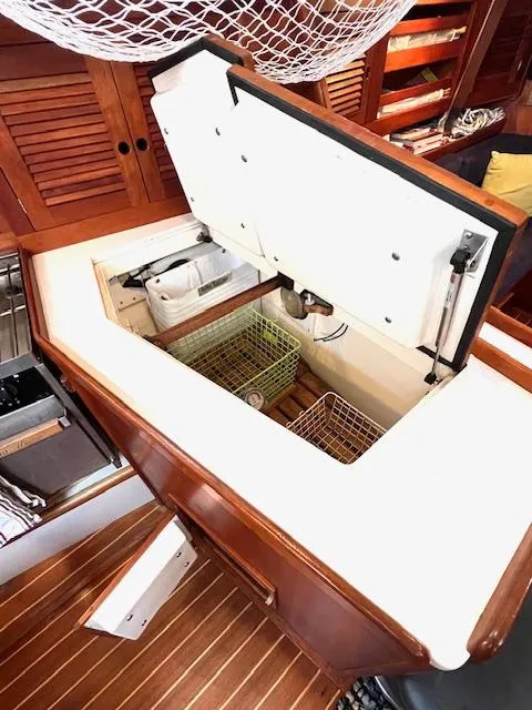 Slide: The Image of Tartan 4100 1998 - 55