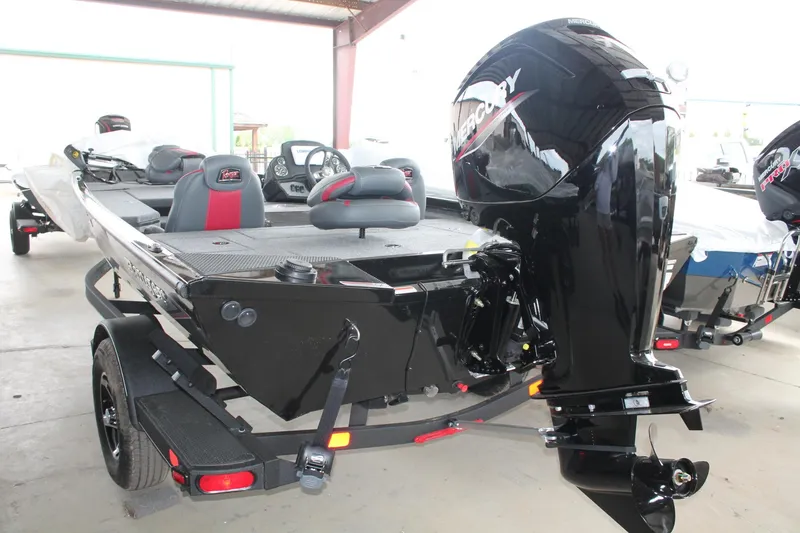 Slide: The Image of Ranger Boats RT178 2025 - 12