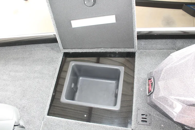 Slide: The Image of Ranger Boats RT178 2025 - 7