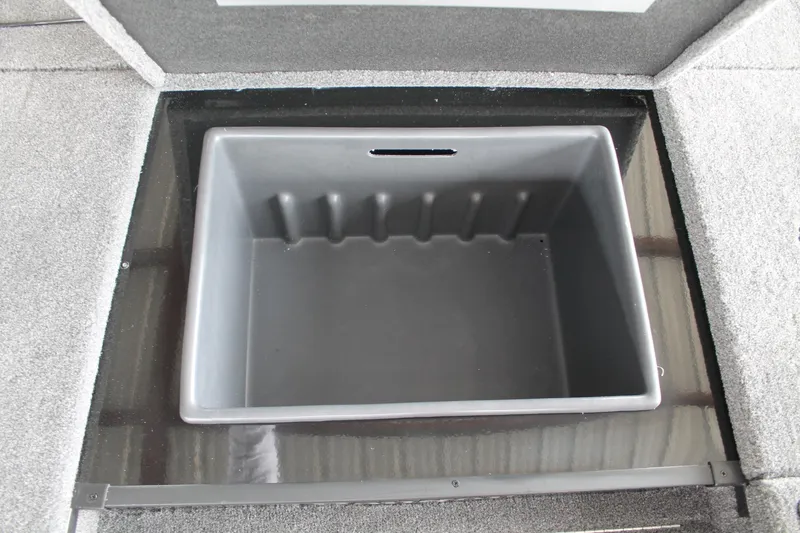 Slide: The Image of Ranger Boats RT178 2025 - 8