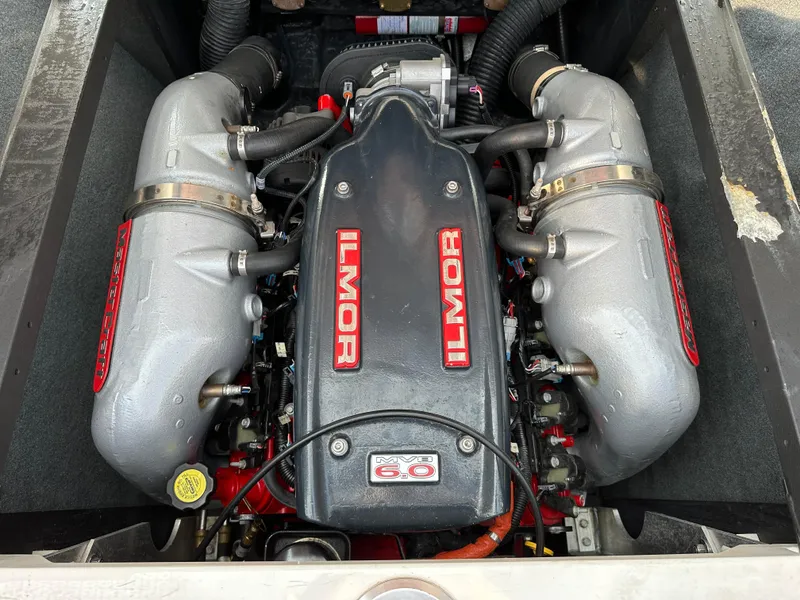 Slide: The Image of 2012 MasterCraft X45 Ilmor V8 engine, detailed view. - 27