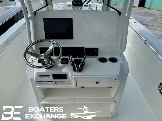 Slide: The Image of Cobia 265 Open Center Console 2025 - 12