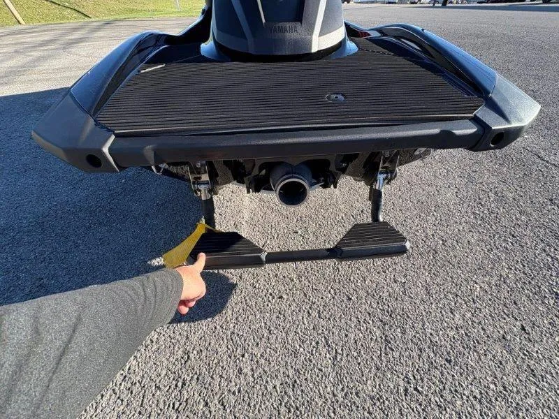 Slide: The Image of Yamaha Waverunner VX Cruiser w/ Audio 2025 - 10