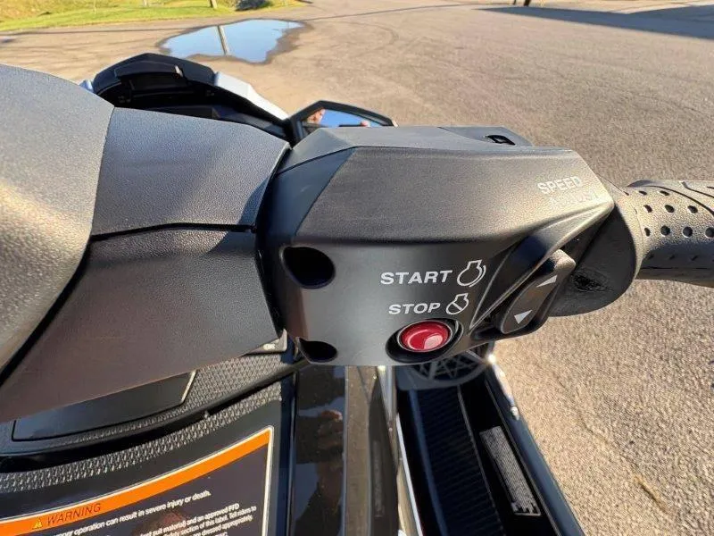 Slide: The Image of Yamaha Waverunner VX Cruiser w/ Audio 2025 - 24