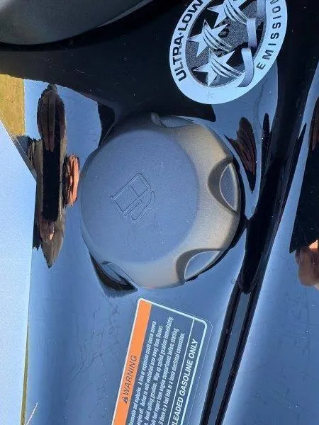 Slide: The Image of Yamaha Waverunner VX Cruiser w/ Audio 2025 - 32