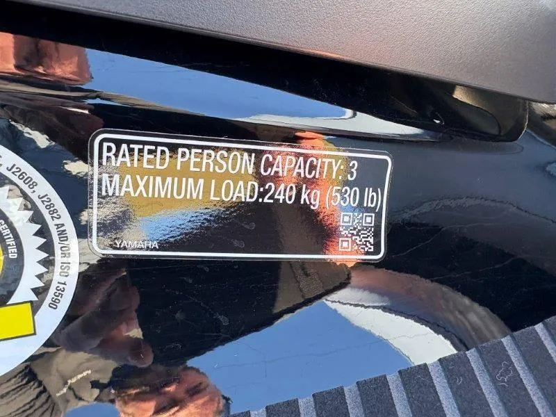 Slide: The Image of Yamaha Waverunner VX Cruiser w/ Audio 2025 - 35