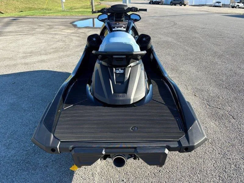 Slide: The Image of Yamaha Waverunner VX Cruiser w/ Audio 2025 - 8