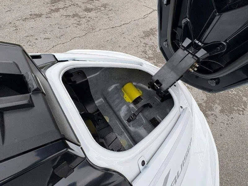 Slide: The Image of Yamaha Waverunner VX Cruiser w/ Audio 2025 - 23