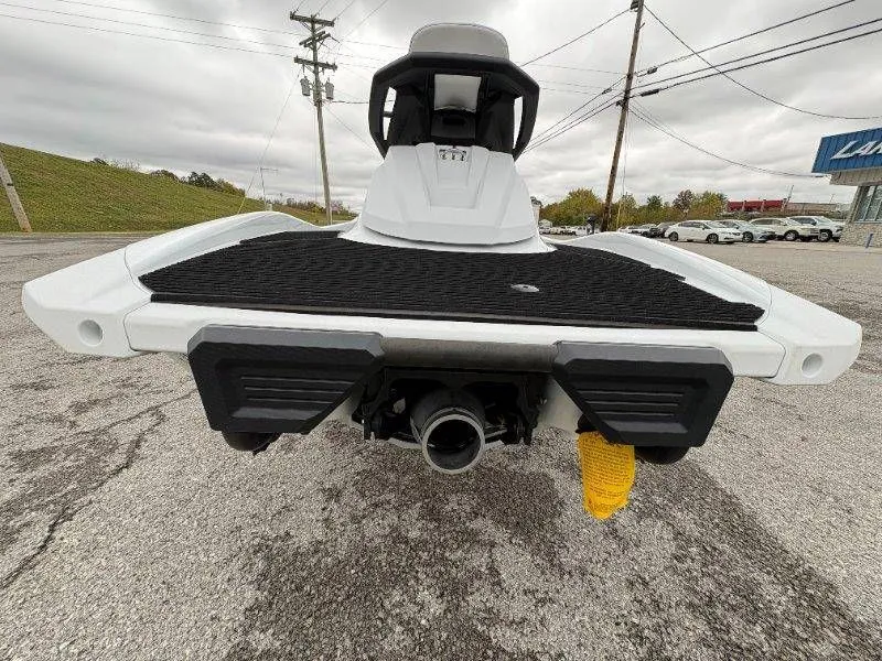 Slide: The Image of Yamaha Waverunner VX Cruiser w/ Audio 2025 - 26