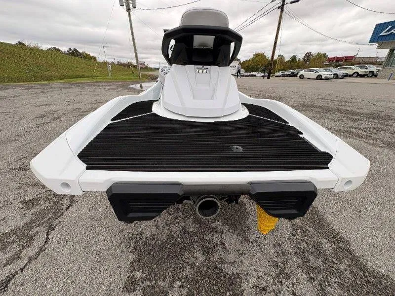 Slide: The Image of Yamaha Waverunner VX Cruiser w/ Audio 2025 - 31