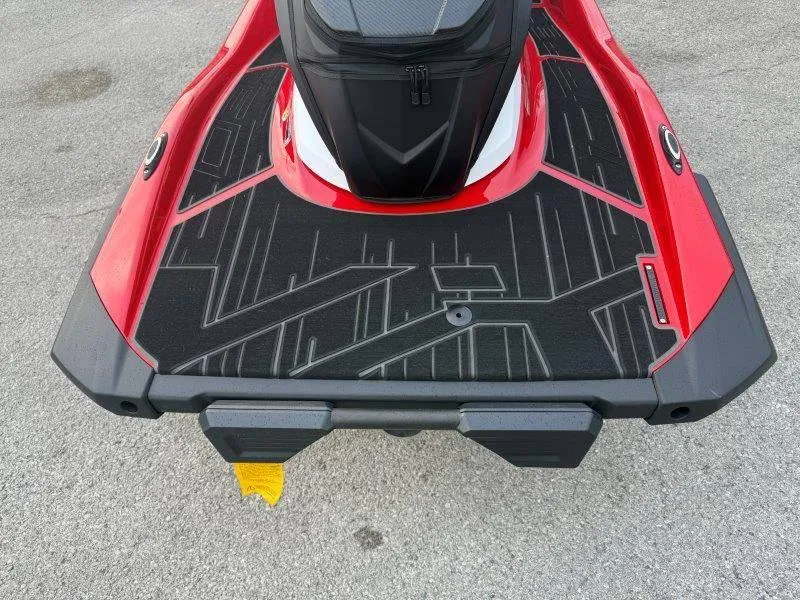 Slide: The Image of Yamaha WAVERUNNER VX LIMITED 2025 - 30