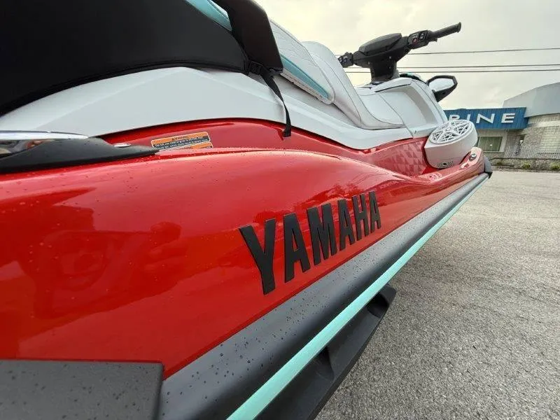 Slide: The Image of Yamaha WAVERUNNER VX LIMITED 2025 - 36