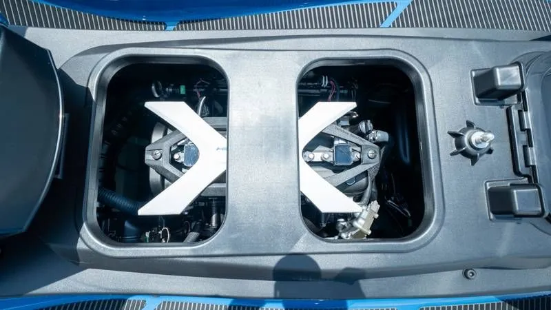 Slide: The Image of Yamaha WaveRunner VX Cruiser HO 2025 - 16