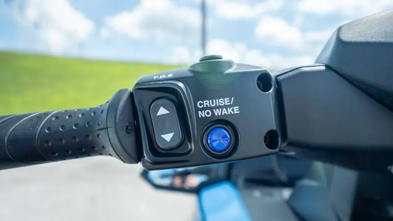 Slide: The Image of Yamaha WaveRunner VX Cruiser HO 2025 - 4