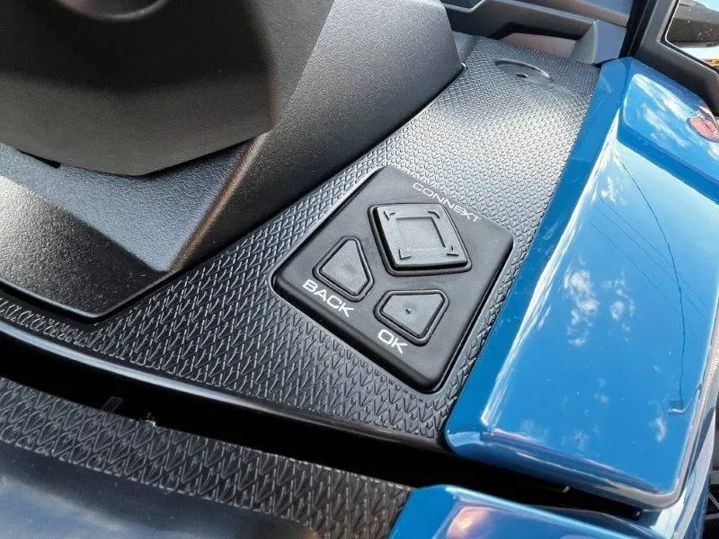 Slide: The Image of Yamaha Waverunner VX Cruiser HO w/ Audio 2025 - 25