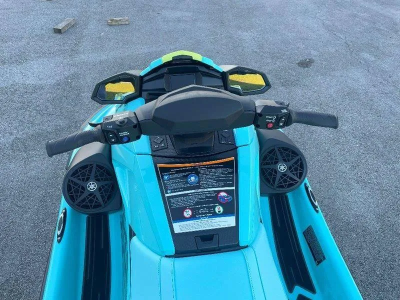 Slide: The Image of Yamaha WaveRunner VX Limited HO 2025 - 17