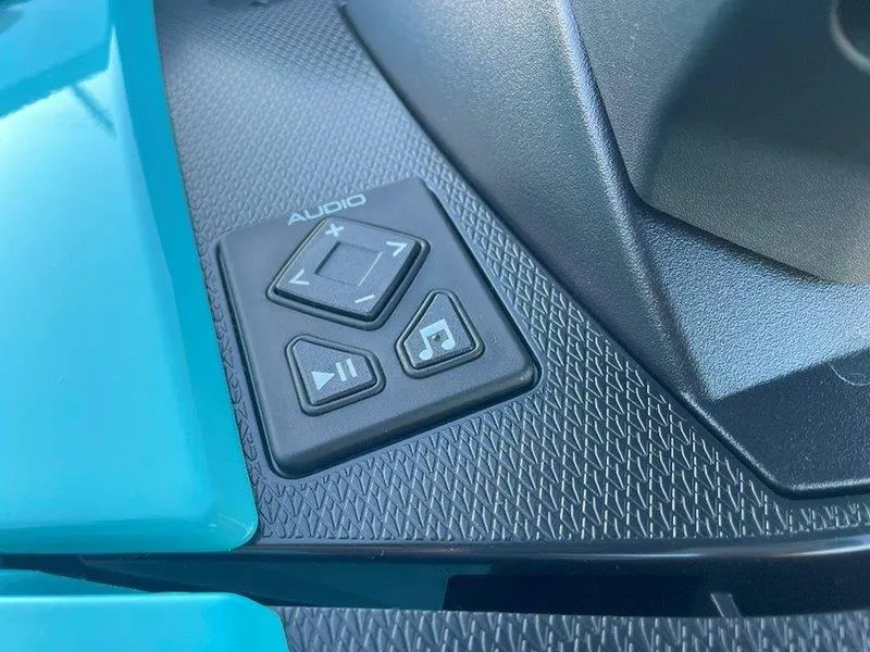 Slide: The Image of Yamaha WaveRunner VX Limited HO 2025 - 27