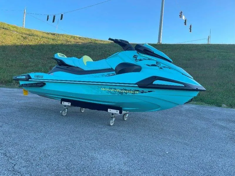Slide: The Image of Yamaha WaveRunner VX Limited HO 2025 - 30