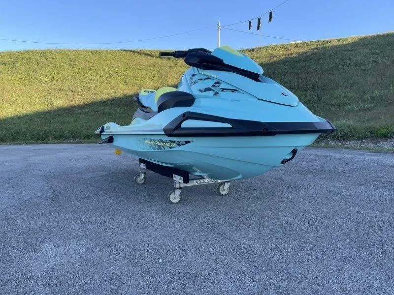 Slide: The Image of Yamaha WaveRunner VX Limited HO 2025 - 31