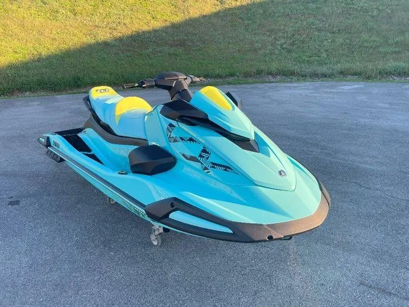 Slide: The Image of Yamaha WaveRunner VX Limited HO 2025 - 5