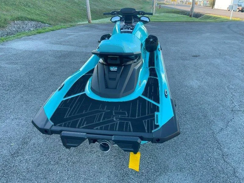 Slide: The Image of Yamaha WaveRunner VX Limited HO 2025 - 8