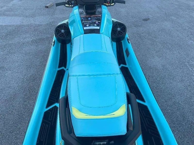 Slide: The Image of Yamaha WaveRunner VX Limited HO 2025 - 9