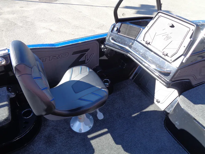 Slide: The Image of 2024 Nitro ZV20 Pro boat interior with seating and dashboard. - 13