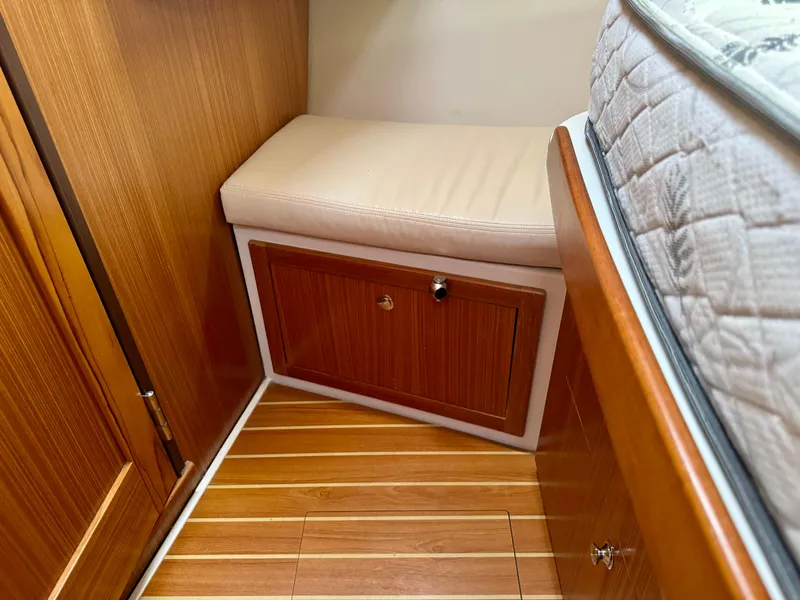 Slide: The Image of Forward Cabin Vanity Seating - 22