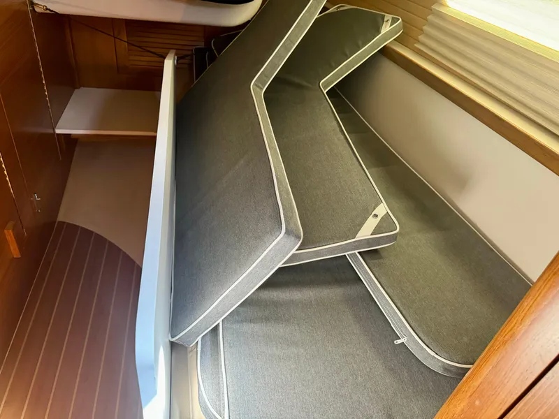 Slide: The Image of Close Cell Cockpit Cushions - 39