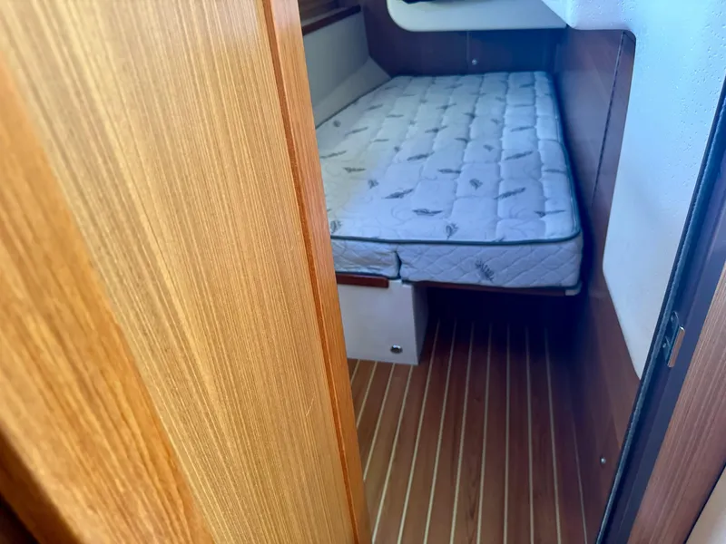 Slide: The Image of Starboard Aft Cabin Mattress - 48