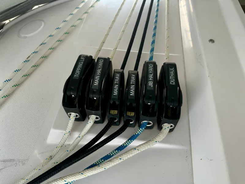 Slide: The Image of Port Linestoppers - 74