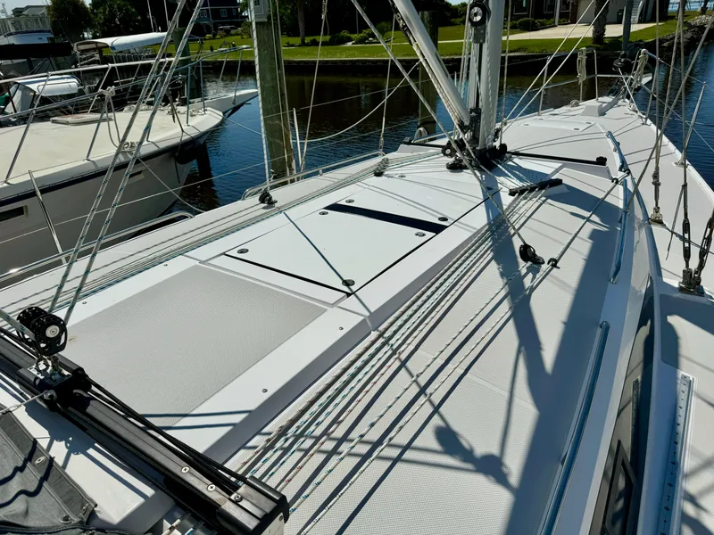 Slide: The Image of Running Rigging - 95