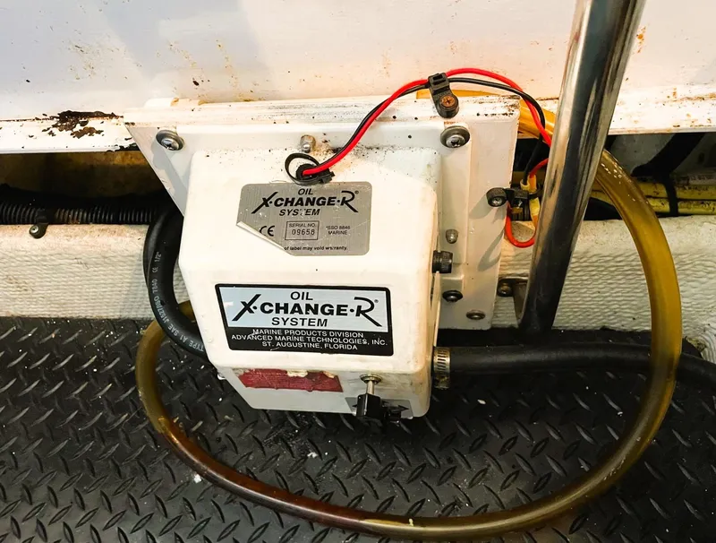 Slide: The Image of Silverton 39 Motor Yacht 2006 - 55