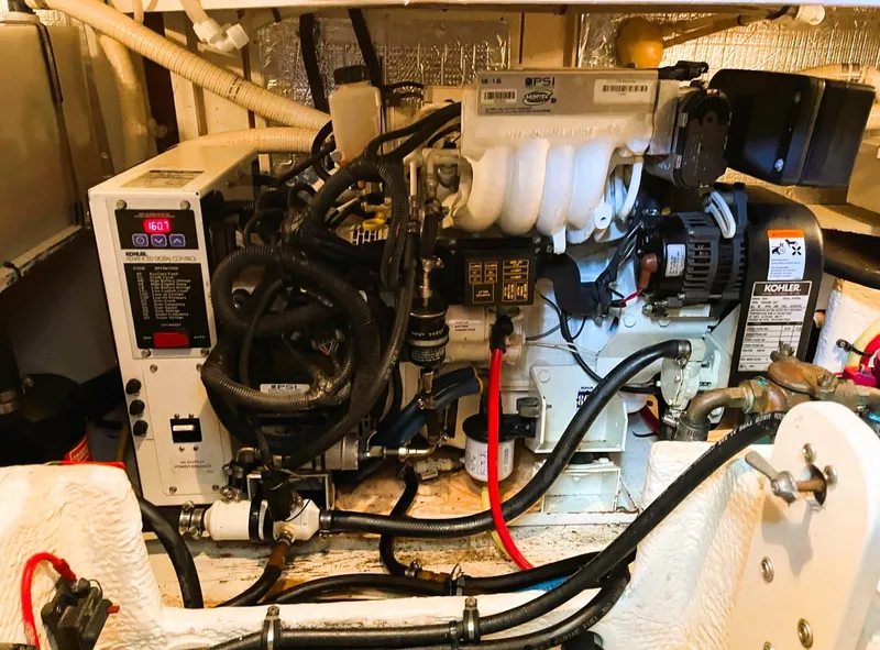 Slide: The Image of Silverton 39 Motor Yacht 2006 - 58