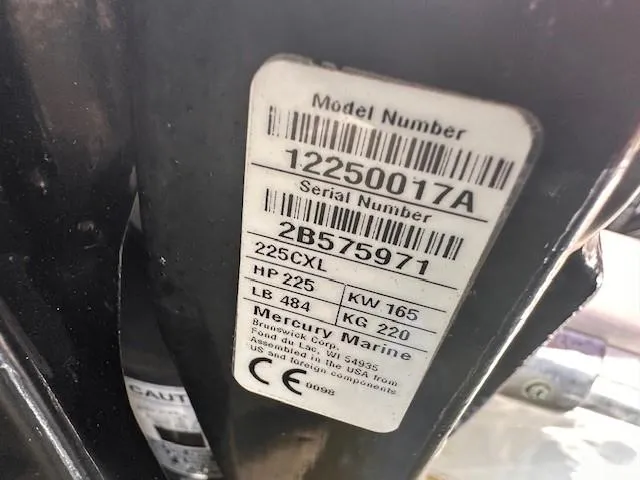 Slide: The Image of Chris-Craft Calypso 26 2019 - 17