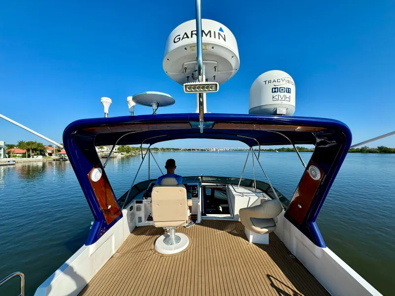 Slide: The Image of Navigator 4600 Pilothouse 1998 - 62