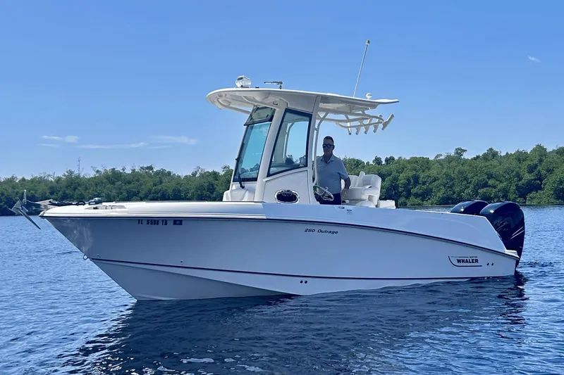 Slide: The Image of Boston Whaler 250 Outrage 2014 - 32